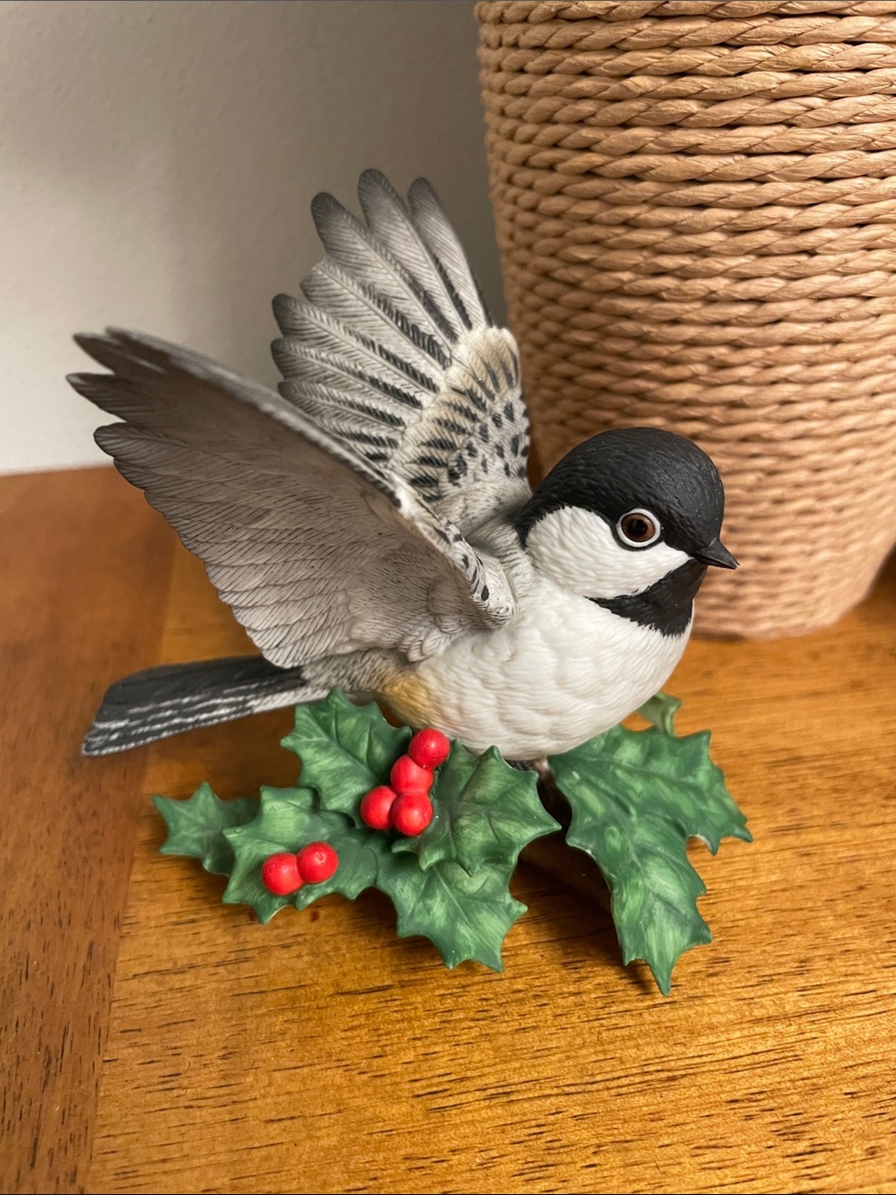 Lenox Fine Porcelain CHICKADEE Bird Figurine with Holly & Red Berries Decor
